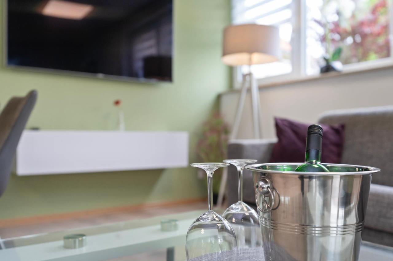Ferien & Business Apartments Hotel Adler Friedrichshafen Exterior photo